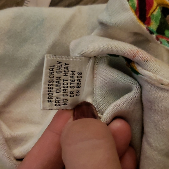 Embellished tank - Picture 7 of 7